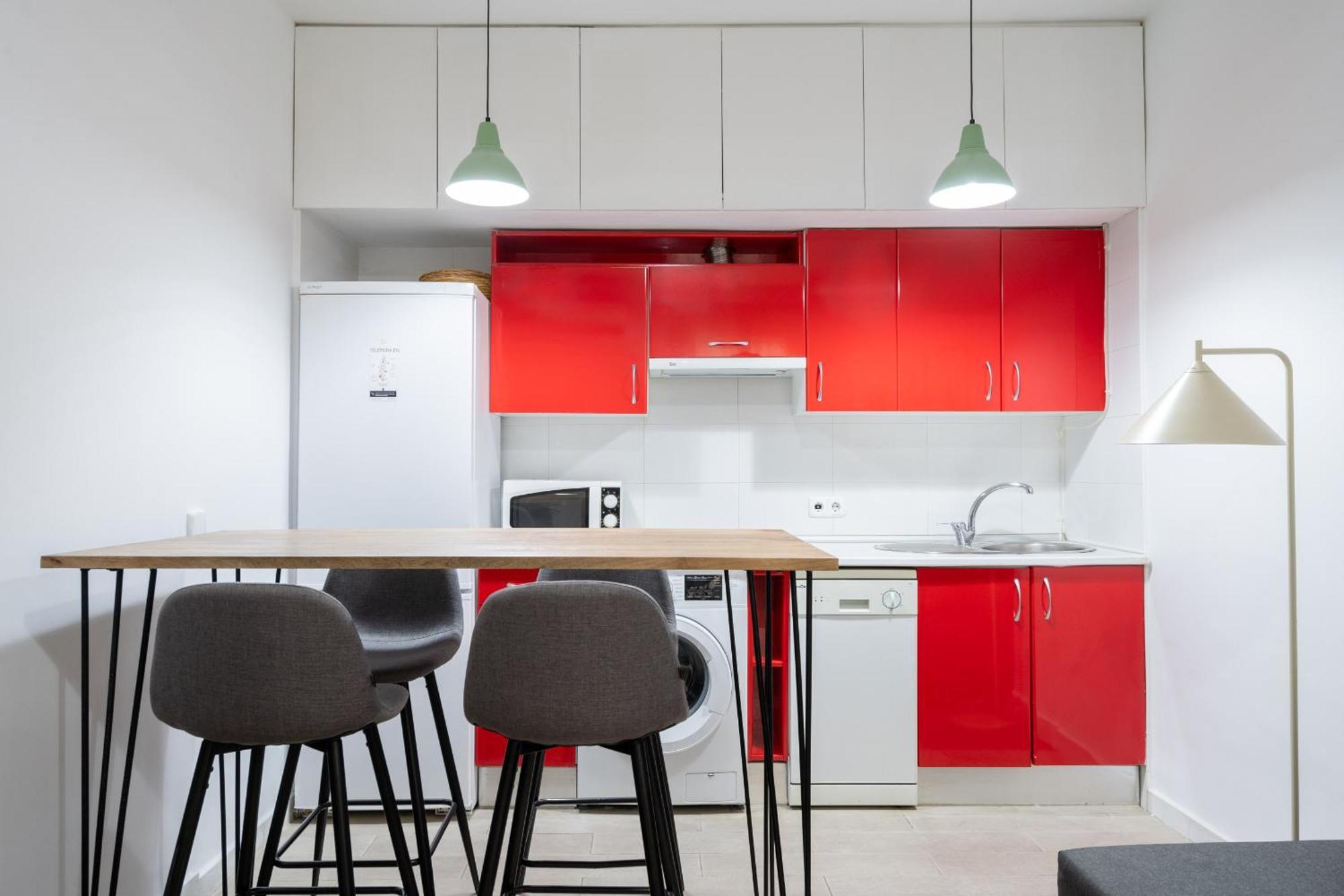 Apartamento En Chueca Para 4 Personas Alquiler Temporal Madrid Eksteriør bilde