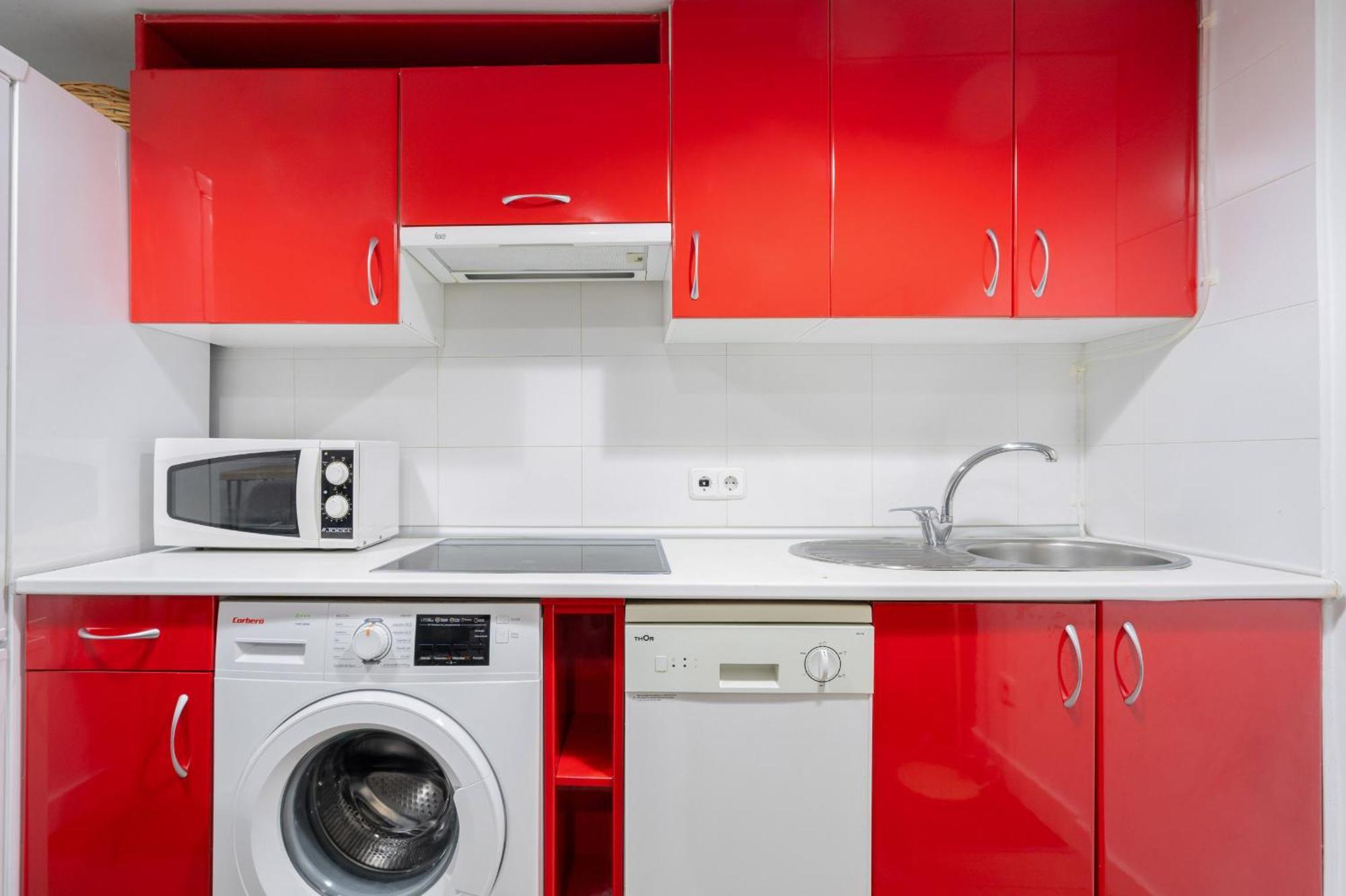 Apartamento En Chueca Para 4 Personas Alquiler Temporal Madrid Eksteriør bilde